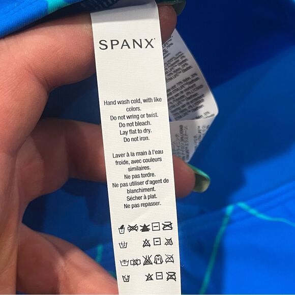 NWT Spanx Womens Flirty Skirted Swim Bikini Bottom Mid Rise Blue Geo Size 12 - Picture 5 of 8